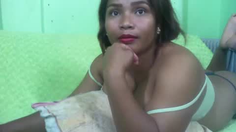 voagelle online show from January 11, 6:14 pm