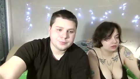 Snapshot of volshebnik_130 chatting on January 16, 5:33 pm Volshebnik1302 online show from January 16, 5:33 pm
