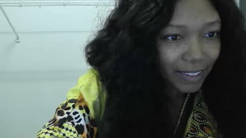 Strokahontasxxx online show from December 18, 10:21 am