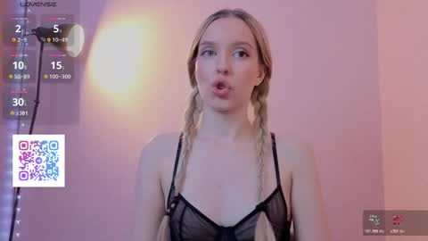 Olivia online show from November 14, 10:33 pm