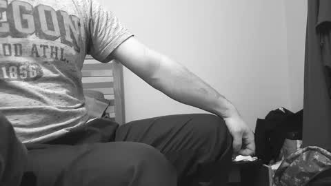 Snapshot of walhtman88 chatting on February 23, 6:12 pm walhtman88 online show from February 23, 6:12 pm