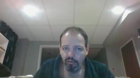 walker033 online show from December 23, 4:07 am