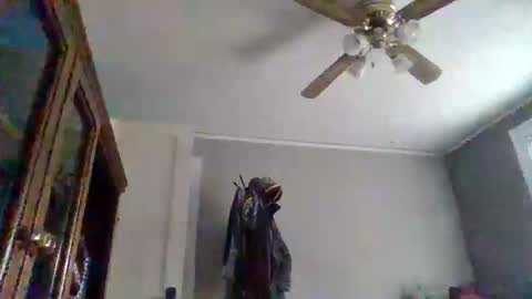 Walter online show from November 21, 6:50 pm