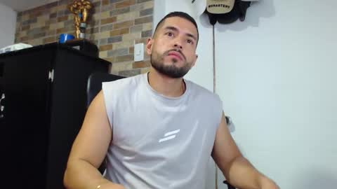 WALTER BROWN  online show from January 7, 1:10 am