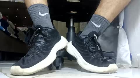 WaltherFeet  online show from April 6, 12:08 am