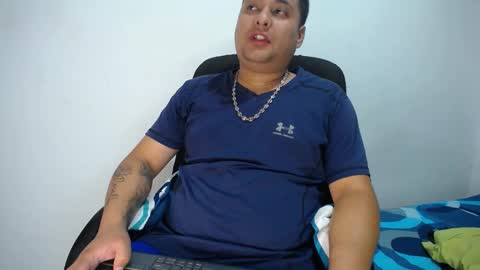 Wanda and Ember online show from January 8, 4:12 am