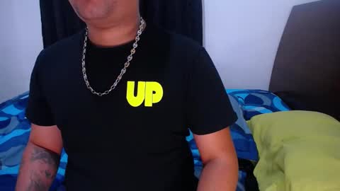 Wanda and Ember online show from January 17, 3:34 am