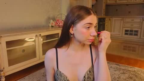 hello guys im Lilian online show from December 4, 3:17 am