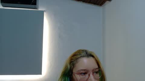 Wanda online show from February 27, 12:53 pm