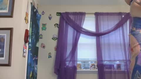 COSMOxWANDA online show from April 21, 12:47 am