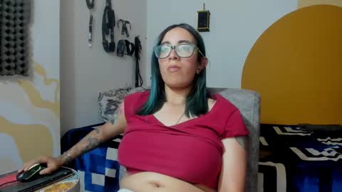 Waningrose  Lu online show from January 8, 9:23 pm