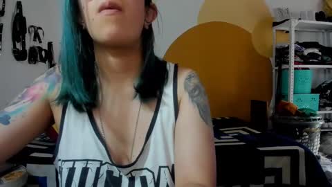 Waningrose  Lu online show from January 6, 3:19 pm