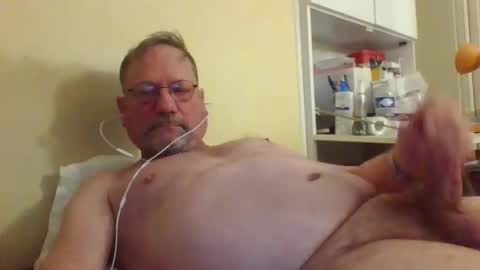 Tibo357 online show from April 29, 9:41 pm