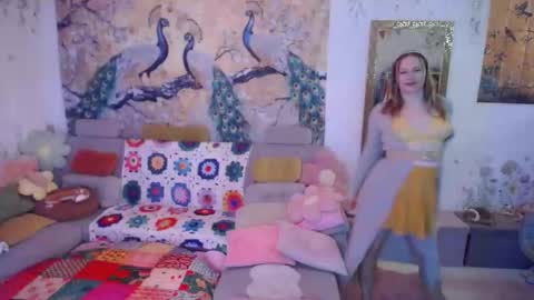 Emilia inst  online show from November 16, 4:53 pm