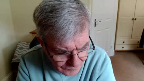 wanttobefree90 online show from June 10, 3:55 pm