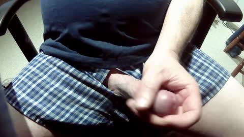 Snapshot of warguy101 chatting on December 20, 4:31 am warguy101 online show from December 20, 4:31 am