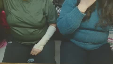 Snapshot of we_are_indian chatting on December 21, 11:44 am khushiwife kabirhubby kavyasexy gf online show from December 21, 11:44 am