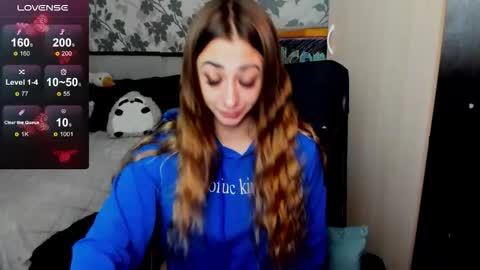 Maya online show from November 4, 6:04 am