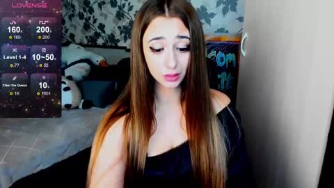 Maya online show from December 8, 7:26 am