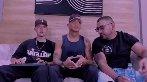 Jhonny Dick  his neighbors. online show from March 9, 7:29 pm