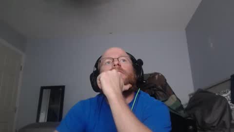 webbrage4204 online show from September 13, 9:23 am