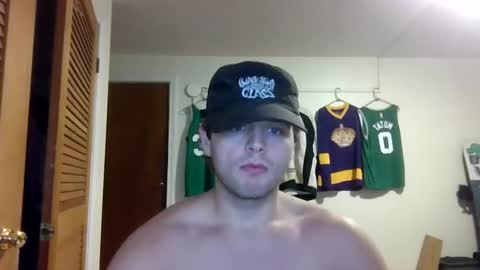 weenskir online show from April 11, 2:21 pm