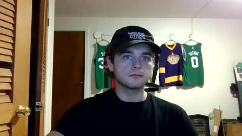 weenskir online show from April 18, 2:13 am