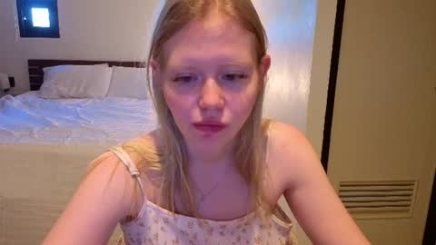 Wendy online show from June 24, 3:24 am