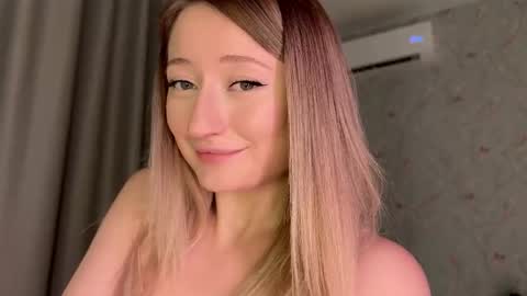 Daisy    online show from October 29, 5:04 pm