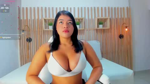 Wendy  online show from April 14, 11:35 am