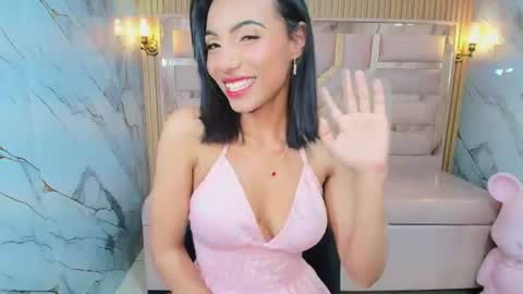Wen  online show from July 25, 9:02 pm