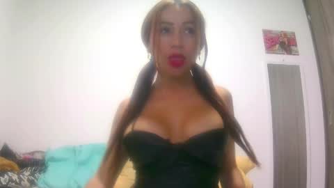 TaTis online show from May 21, 12:44 pm