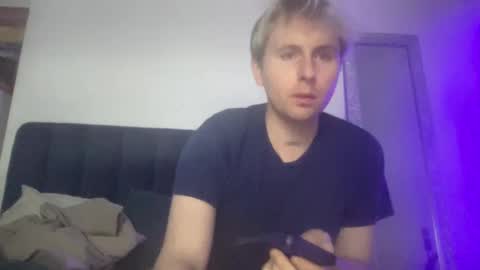 whatyouwantyouknowigotit online show from February 3, 10:00 pm