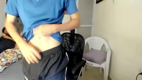 white online show from April 15, 8:06 am