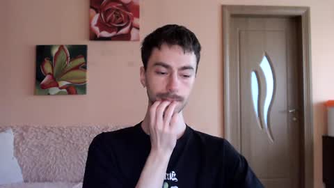 Tom online show from June 18, 12:21 pm