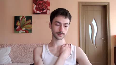Tom online show from June 19, 2:01 pm