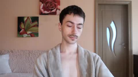 Tom online show from July 11, 1:14 pm