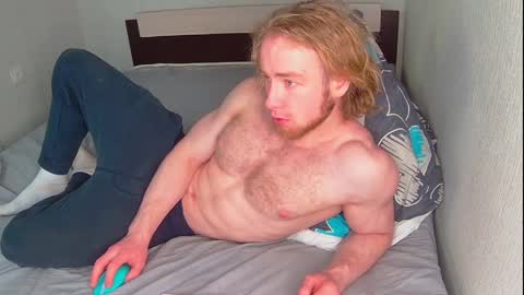 whitebars22 online show from April 11, 9:13 am