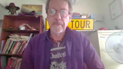 whiteboomer online show from April 5, 12:07 am