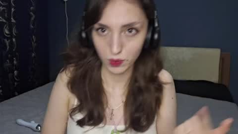 Cindy online show from June 9, 7:02 pm