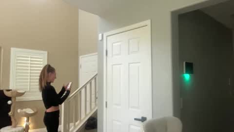 iamwhitneyoc online show from March 9, 3:16 pm