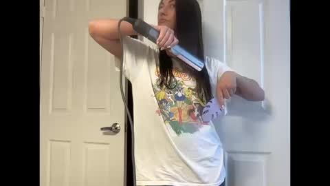 iamwhitneyoc online show from October 16, 6:29 pm