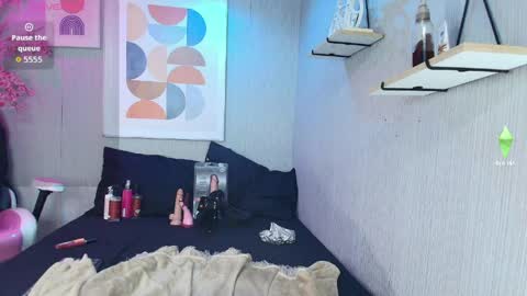 sussy online show from June 3, 12:41 pm