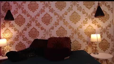 sussy online show from December 14, 7:57 pm