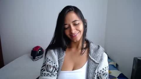 Ilauren online show from April 21, 11:39 am