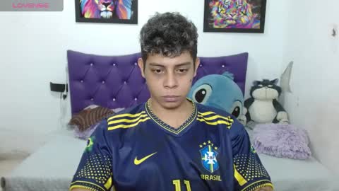 wiilliam online show from April 15, 1:36 pm