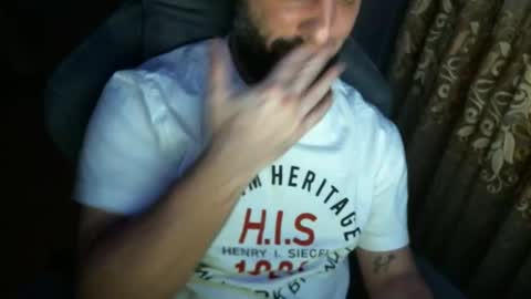 wildcrazypussy online show from April 15, 12:47 am