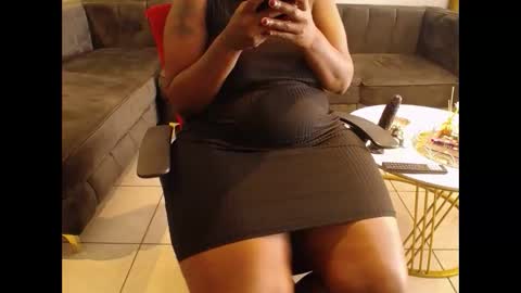 wildcurves90 online show from March 20, 9:03 am