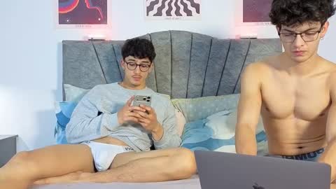 WildDesire online show from February 28, 3:43 am