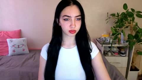 Alena online show from June 8, 4:02 am